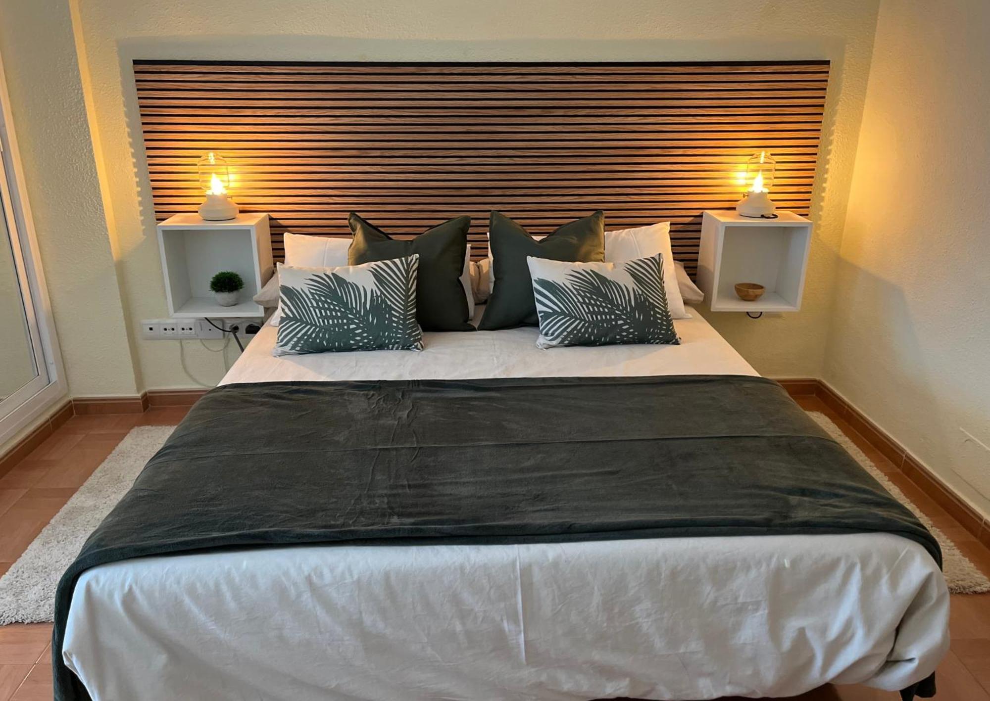 Coastal Feeling, Pools & Views Apt Agata เบนัลมาเดนา ภายนอก รูปภาพ