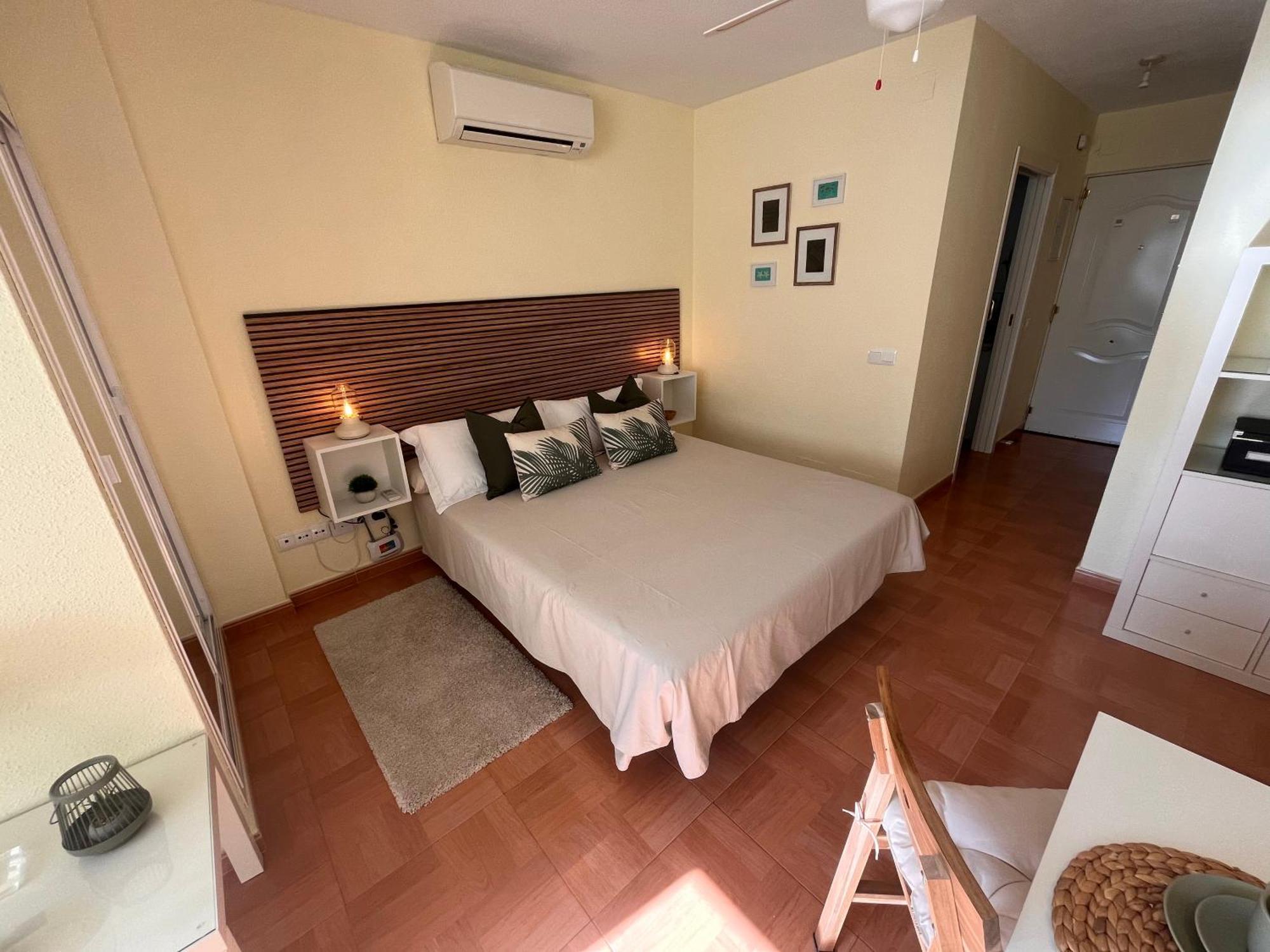 Coastal Feeling, Pools & Views Apt Agata เบนัลมาเดนา ภายนอก รูปภาพ
