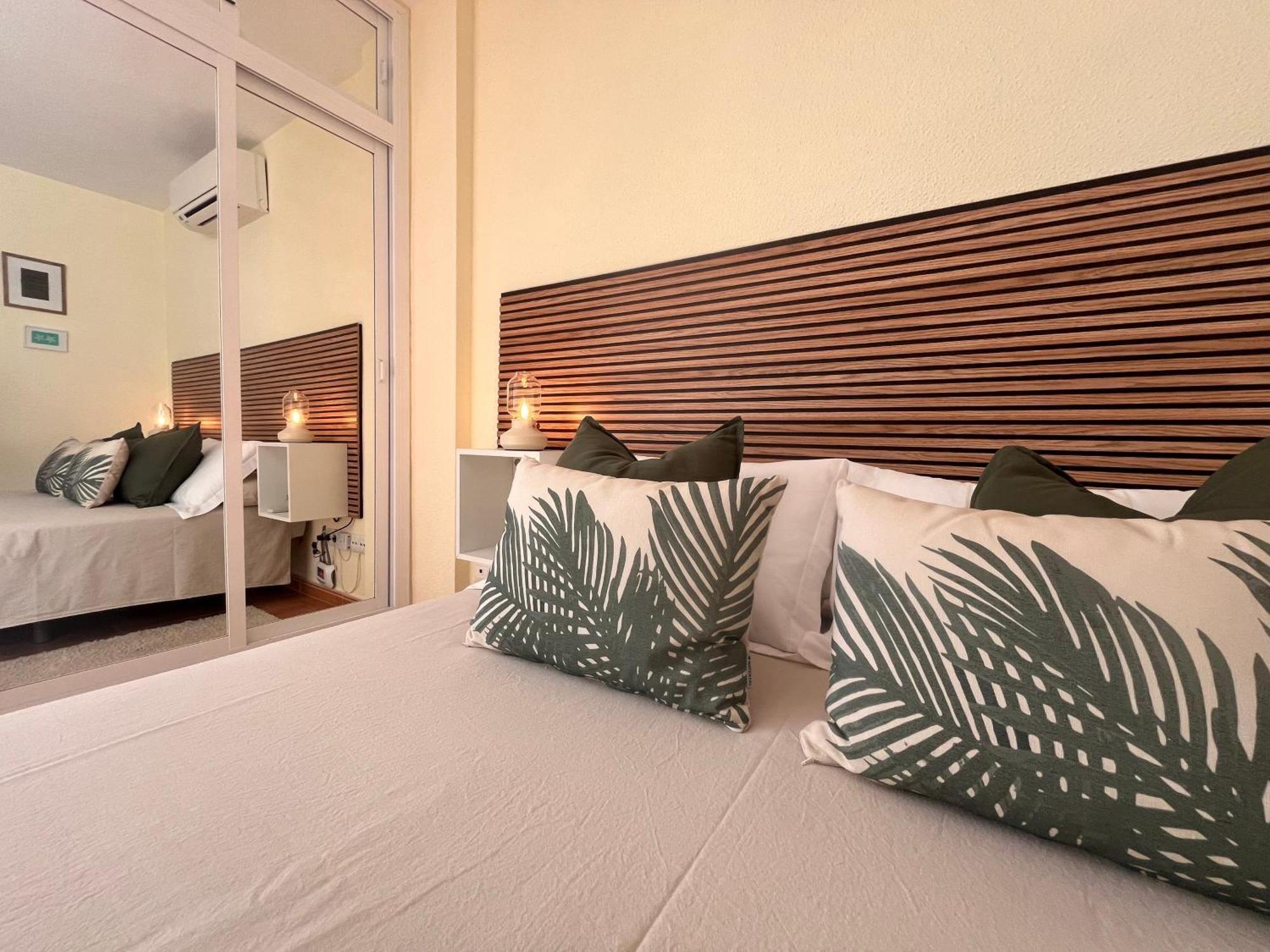 Coastal Feeling, Pools & Views Apt Agata เบนัลมาเดนา ภายนอก รูปภาพ